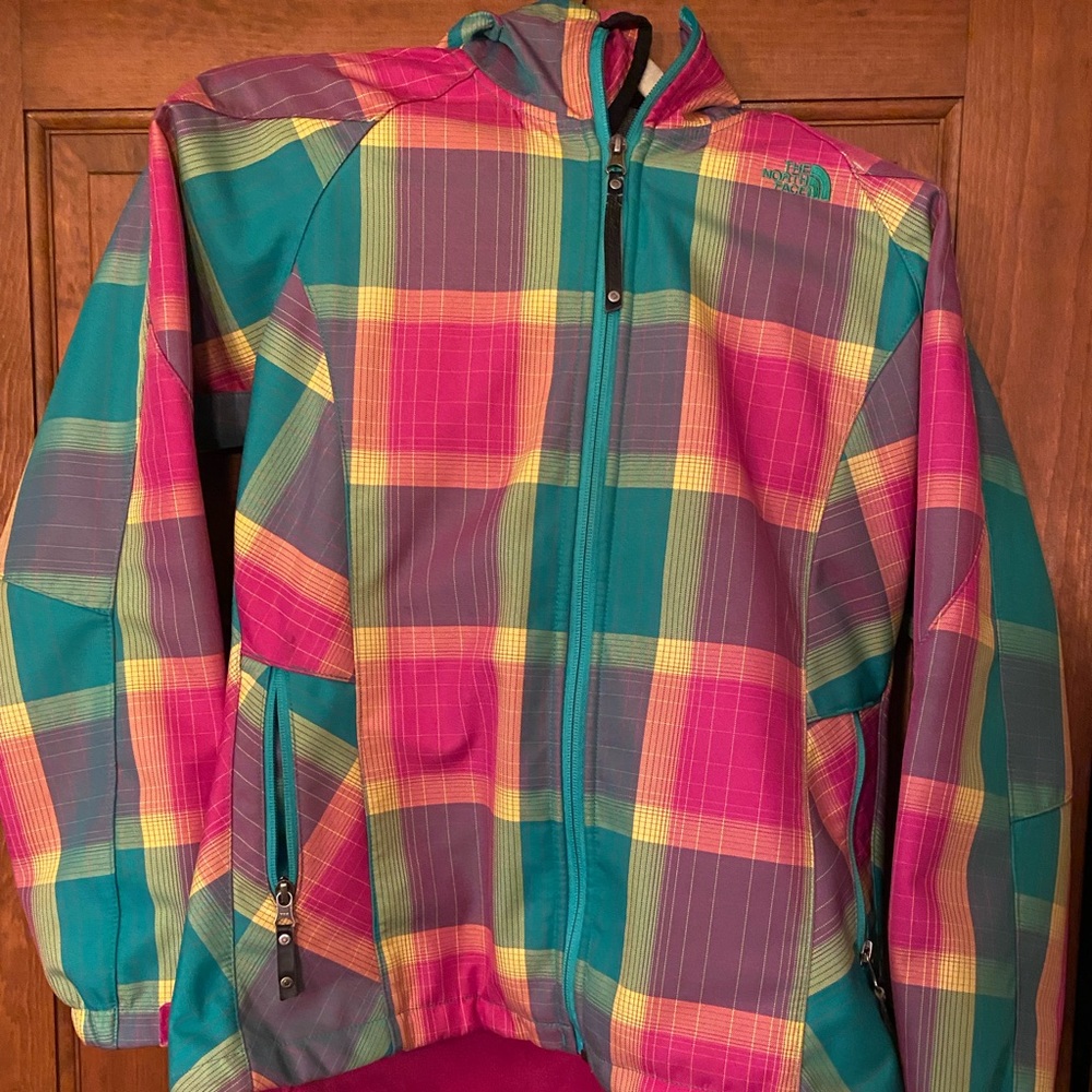 Woman’s North Face Coat (M)